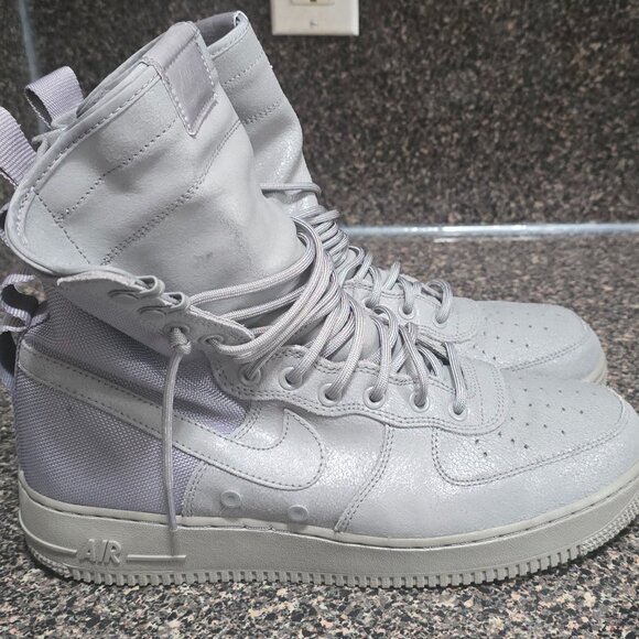 Size 10.5 - Nike SF Air Force 1 QS Dust - Picture 1 of 9